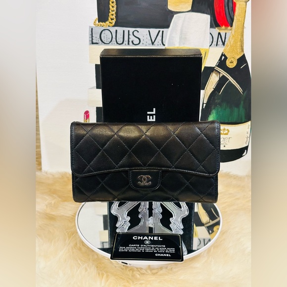 πCHANEL LAMBSKIN MATELASSE Trifold Long Wallet Authenticity Card Full Inclusion - Picture 1 of 17